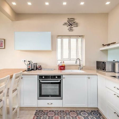Ben-Gurion Blvd 2Bdr Close To The Beach Tel Aviv Esterno foto